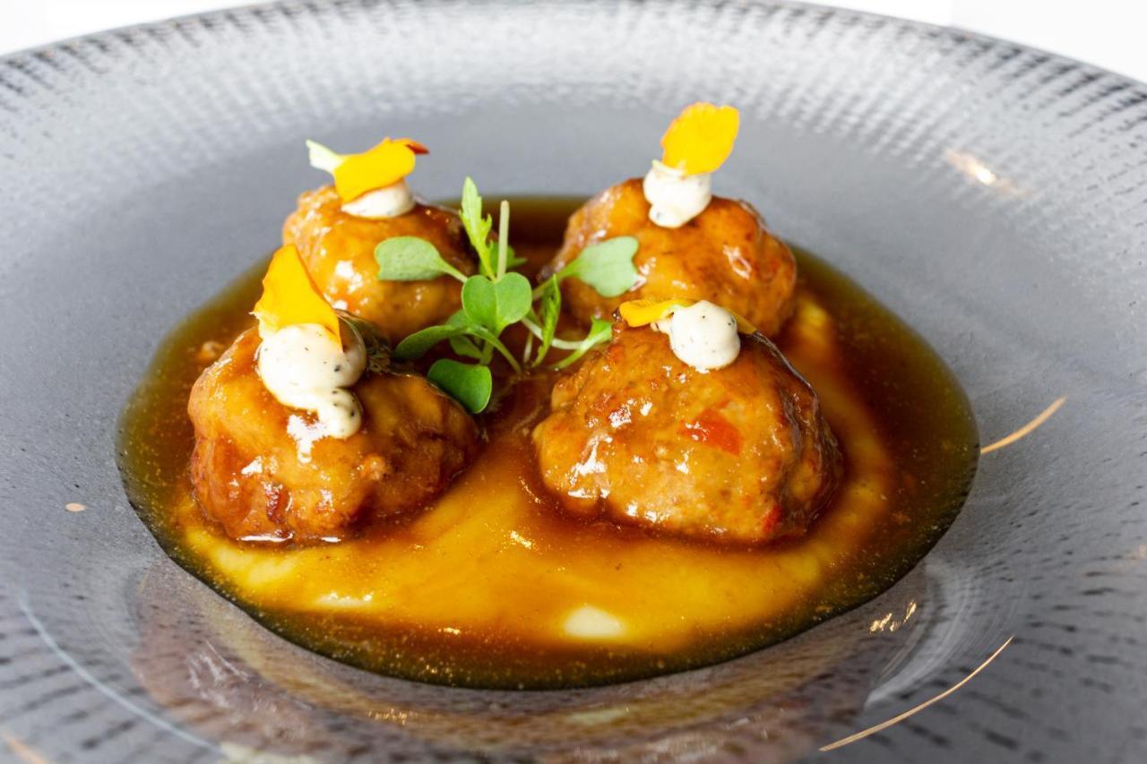 Hotel Gastronomico Torre De Galizano Bagian luar foto