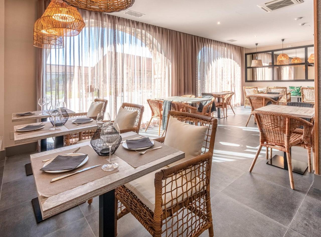 Hotel Gastronomico Torre De Galizano Bagian luar foto