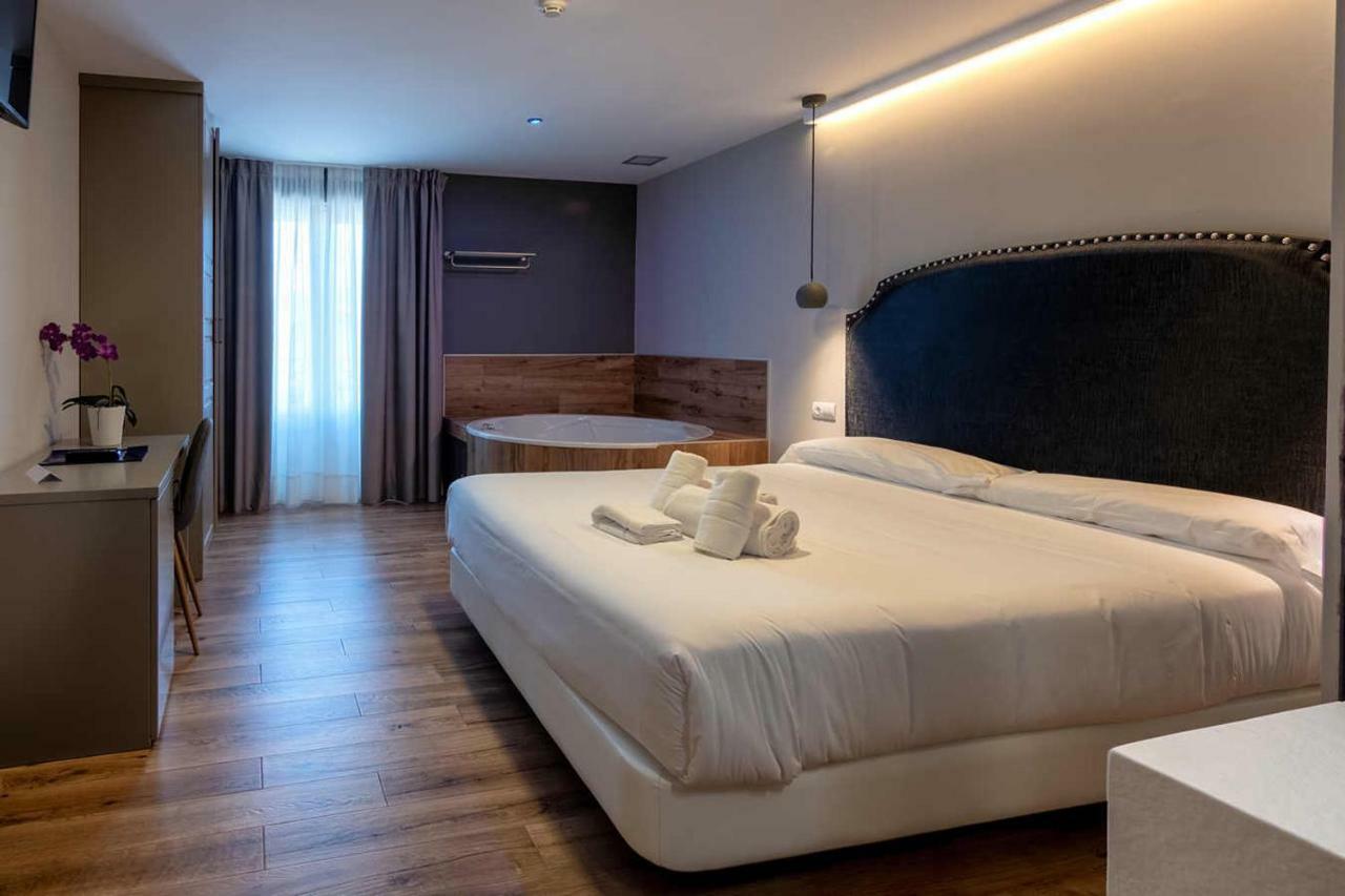 Hotel Gastronomico Torre De Galizano Bagian luar foto